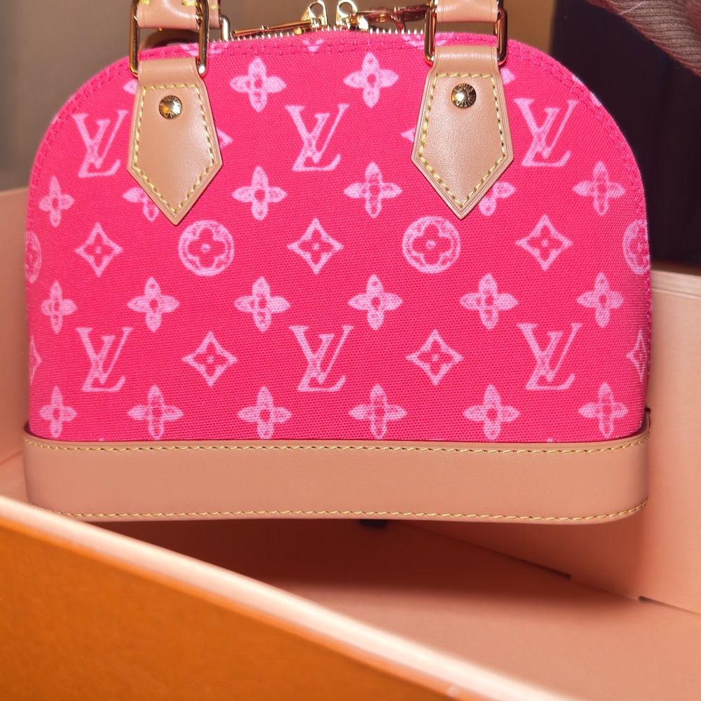 NIB Louis Vuitton Pink Alma BB 130 year Anniversary Monogram Handbag SOLD OUT! - Picture 6 of 10